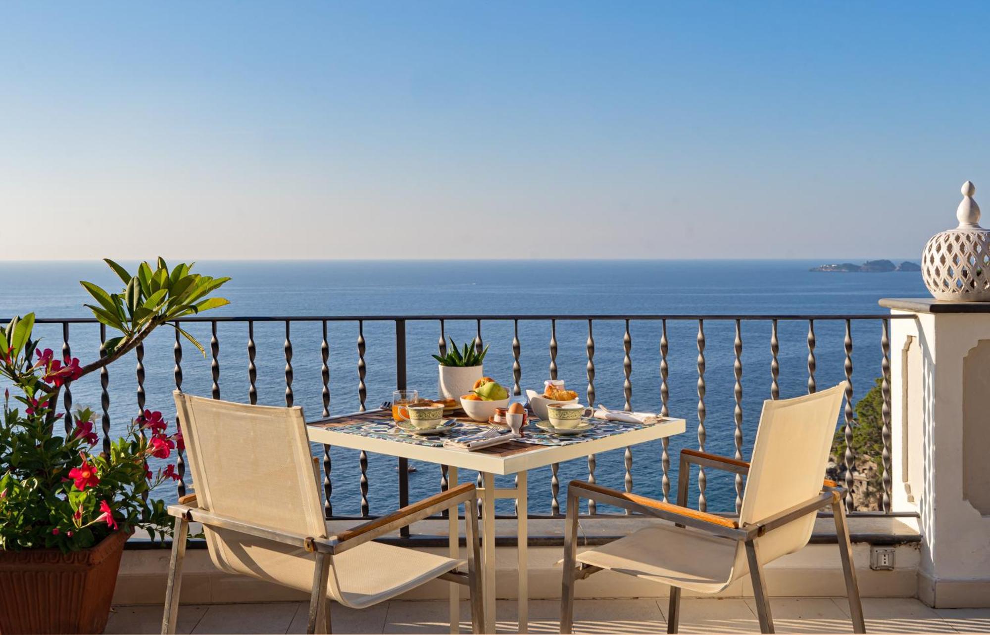Hotel Punta Regina بوسيتانو المظهر الخارجي الصورة